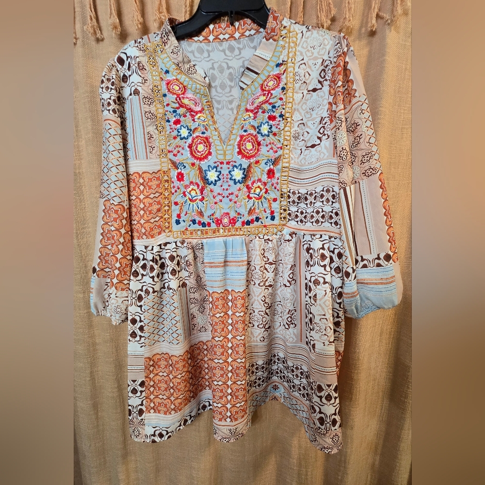 Bohemian Embroidered Tunic Top - Picture 2 of 3